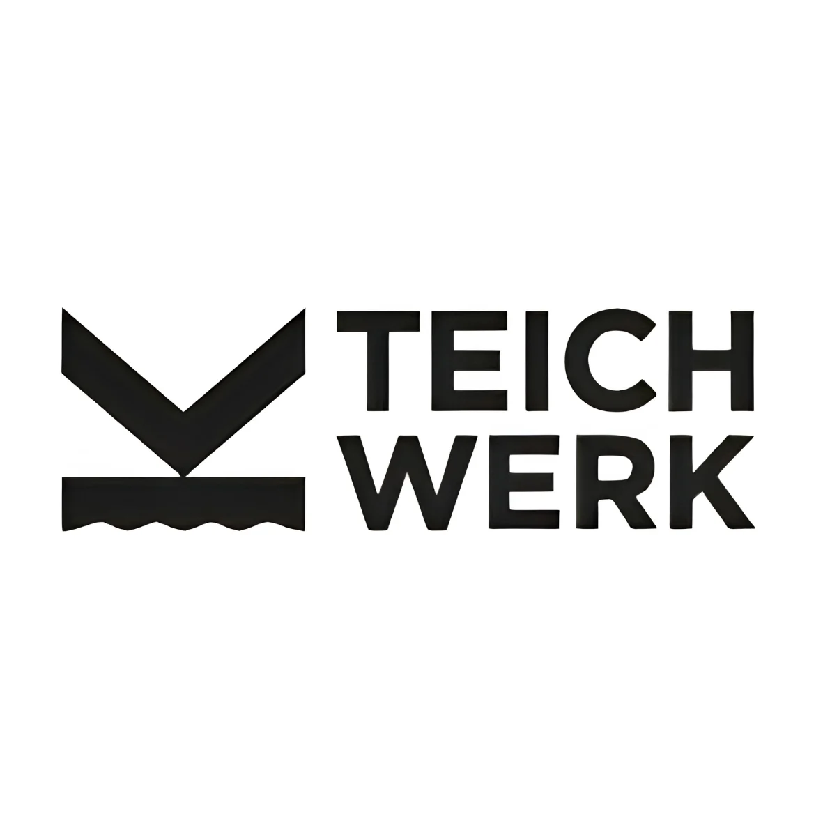 Logo für JKU Teichwerk, bestehend aus einem stilisierten V-förmigen Symbol über einer Wellenlinie, daneben der Text TEICH WERK.