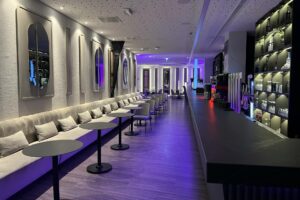 Mios Restaurant & Lounge_Wo Feiern_Party_ Bar