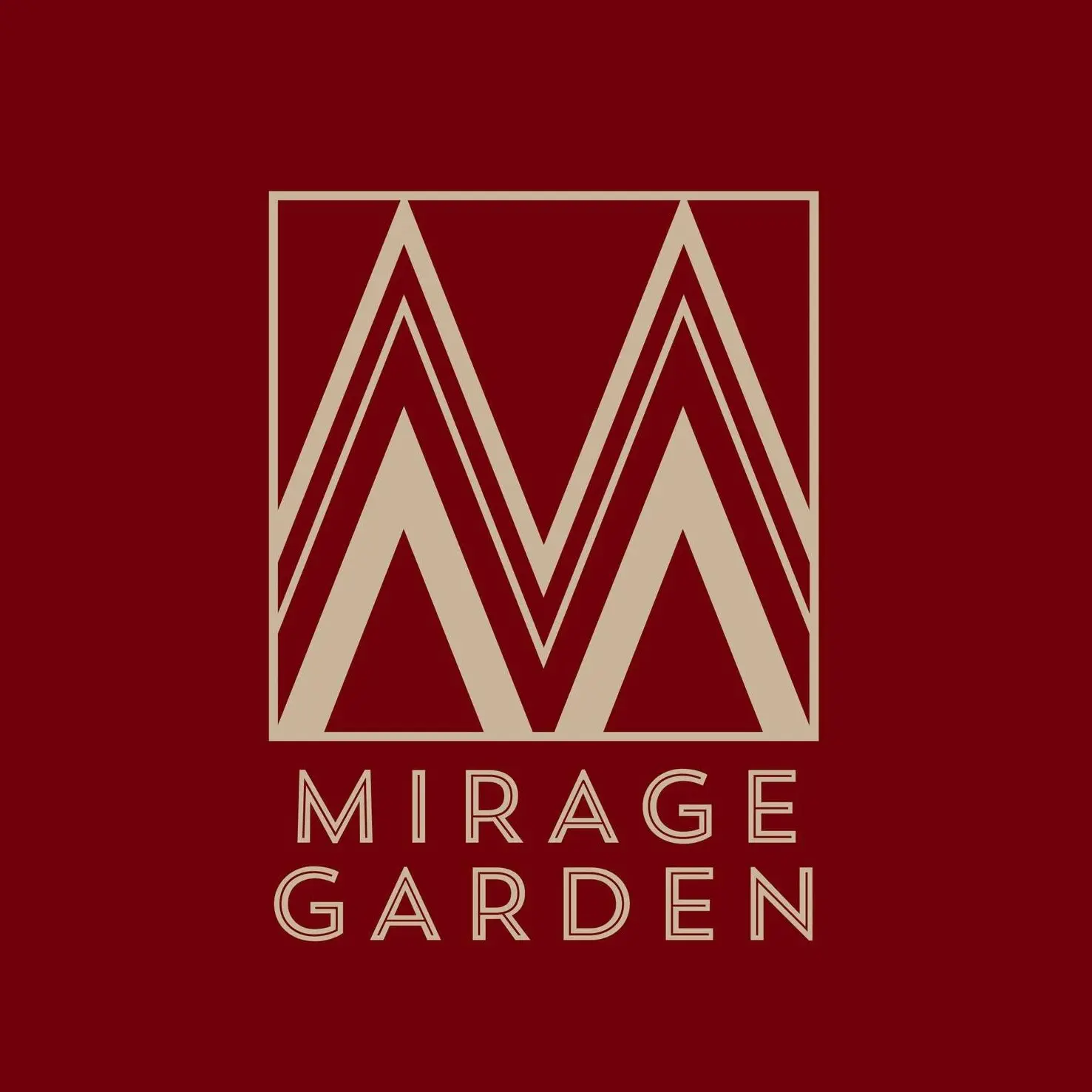 Logo mit einem großen, stilisierten goldenen „M“ in einem quadratischen Rahmen über dem Schriftzug „MIRAGE GARDEN“ in Gold auf dunkelrotem Hintergrund.