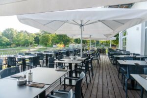 Neufeldersee-Hotel-Location Feier Wo Feiern Terrasse 2