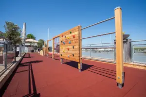 Niki am Hafen wofeiern Rust Lokal Spielplatz