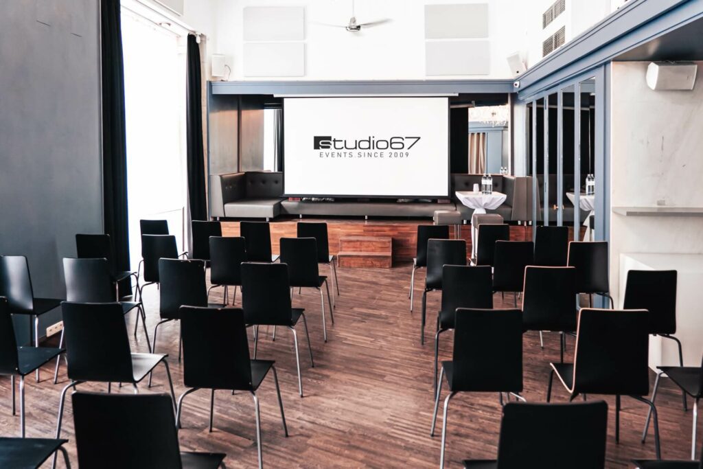 Studio67_Wo Feiern_Kristalllounge_ Seminar_Vorstellung_Tagung 4