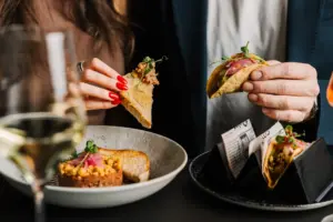 wo feiern vorspeien seven botanicals bar kitchen