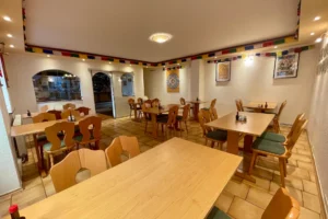zum-shambhala-wo-feiern-1230-wien