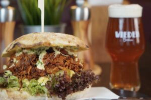 wofeiern wieden braeu burger bier